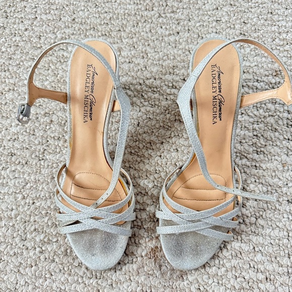 Badgley Mischka Shoes - Badgley Mischka Silver Glitter Heels